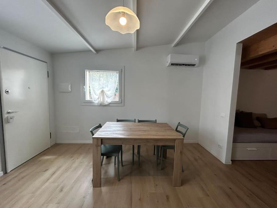 메스트레 Casa Rielta, Tram E Parking 아파트 외부 사진
